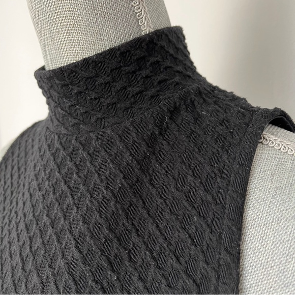 ANTHROPOLOGIE Eri & Ali Black Sleeveless High Neck Knit Top XS - Picture 9 of 14